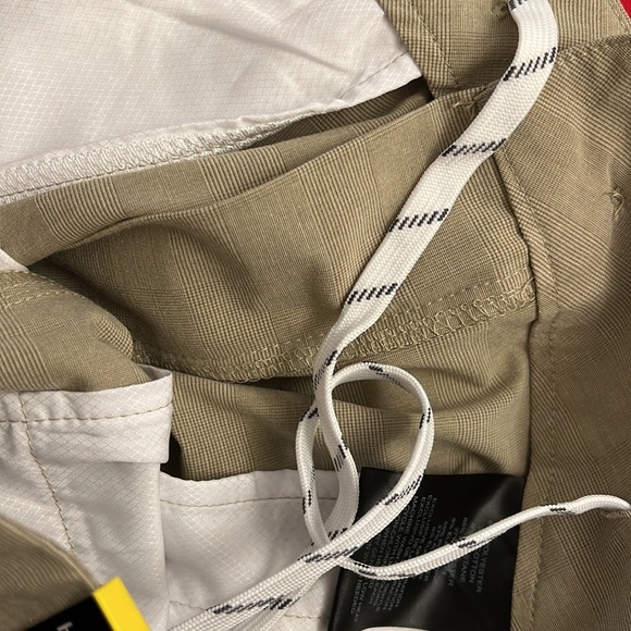 Hang ten men’s shorts - Picture 6 of 7